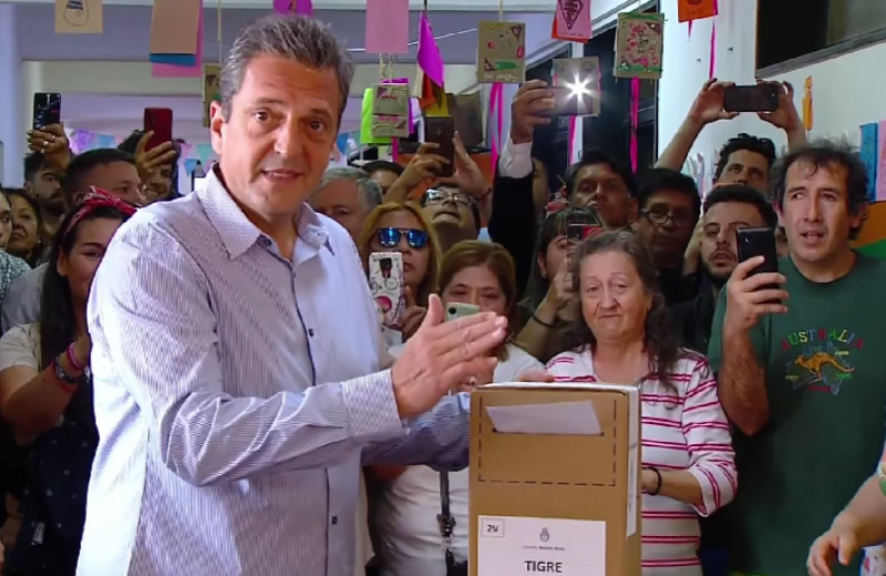 Vot el candidato a presidente Sergio Massa en Tigre